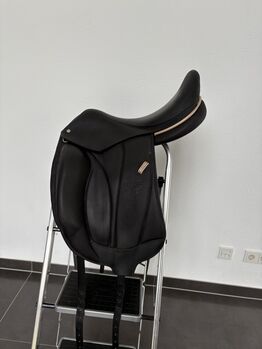 Dressursattel Voltaire Adelaide, Voltaire Adelaide, Franzi, Dressursattel, Nohfelden