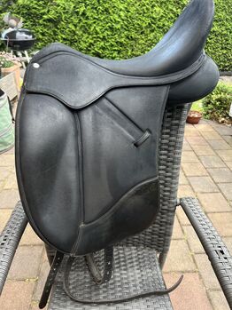 Dressursattel Wintec Isabella Werth 17,5 Zoll mit Cair Wintec Isabella Werth 