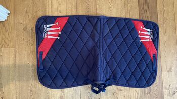 Dressurschabracke von Spooks (rot-blau) Gebraucht, Spooks, Paulina, Dressage Pads, Weilerswist