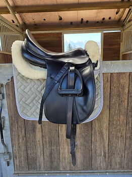 Dressursattel 17.5", Ella, Dressage Saddle, Glarus