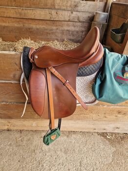 Dressursattel 17,5 Zoll wie Sommer, mona, Dressage Saddle, Petershausen