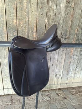 Dressursattel Bynamic 17/17,5 tiefer Sitz, dicke Pauschen, Bynamic , Maresa, Dressage Saddle, Pfullingen
