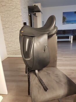 Dressursattel Harry Dabbs 17,5 Zoll, Harry Dabbs , Sarah Gruber, Dressage Saddle, Hildrizhausen 