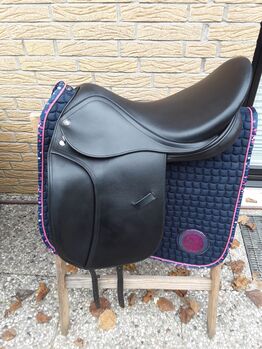 Dressur Sattel, Jaguar/Harry Dabbs - AJ Dressage AJ Dressage Silver LS -  x wide , Anette Lindskov Bartels , Dressage Saddle, Uetersen