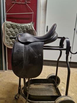 Dressursattel Jorge Canaves 18 Zoll, Jorge Canaves , Manuela , Dressage Saddle, Laufenburg