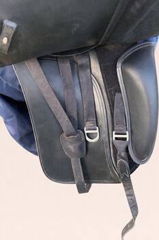 Dressursattel letek ikonic 17,5 Zoll / Glitzer / Kopfeisen tauschbar Letek