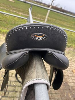 Dressursattel letek ikonic 17,5 Zoll / Glitzer / Kopfeisen tauschbar, Letek, Charlie , Dressage Saddle, Kiel