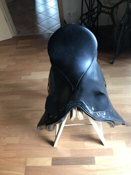 Dressursattel Max Höpfner 17“, Max Höpfner Dressursattel, Patricia, Dressage Saddle, Kalbe Milde