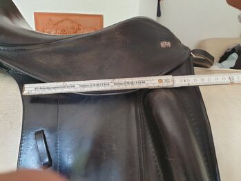 Dressursattel Monoblatt Markus Krehan 16,5 Zoll KW 32 Markus Krehan Monoblatt Dressur Tiefsitzer