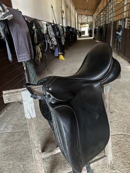 Dressursattel Passier 17,5“, Passier Grand Gilbert , Glos Nelly , Dressage Saddle, München