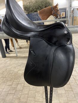 Dressursattel Prestige Doge Classic, Prestige Doge Classic, Annabel Jakob, Dressage Saddle, Augsburg 