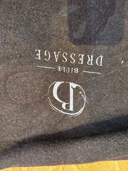 Dressage Fleece Rug – Brown Dressage