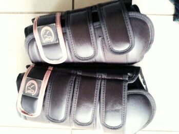 Dressur-Gamaschen im Set Neu, Heike Kastner, Tendon Boots, Rhede