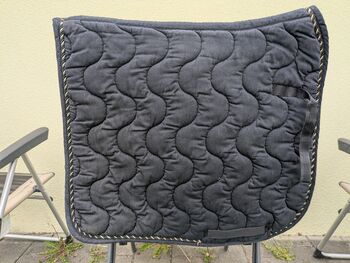 Dressurschabracke schwarz