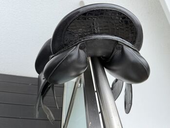 Dressursattel 17,5 Kentaur  Ithaka AP 