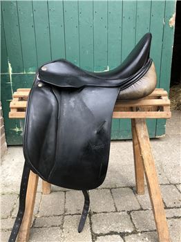 Dressur Sattel Dressursattel 17, Sommer Esprit, Nicole Bichmann, Dressage Saddle, Rieseby 