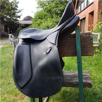 Dressursattel 17 Zoll, Kammer 32, Kieffer  Lech Profi , J. Langanke, Dressage Saddle, Kuddewörde