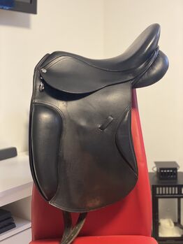 Dressursattel 17“, Unbekannt  Dressursattel, Michelle Wulff, Dressage Saddle, Lutterstorf 