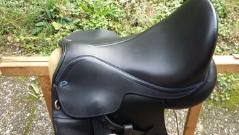 Dressursattel Euroriding Achat neuwertig, Euroriding Achat, Conny, Dressage Saddle, Celle