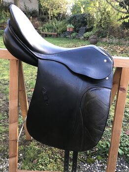 Neuwertiger Dressursattel von Passier, individuell anpaßbar! Neu aufgeolstert!, Passier Grand Gilbert, GKM, Dressage Saddle, Esslingen