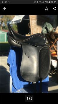 Dressursattel Massimo 2, 17,5 Zoll aus 2016, Massimo Dressur 2, Familie Werner, Dressage Saddle, Norderstedt