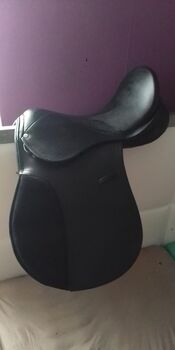 Dressur Sattel Neu 17zoll Mittlere Kammer, Miri, Dressage Saddle, Köln