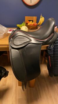 Dressage saddle Ray Hinton Saddles Dressage 