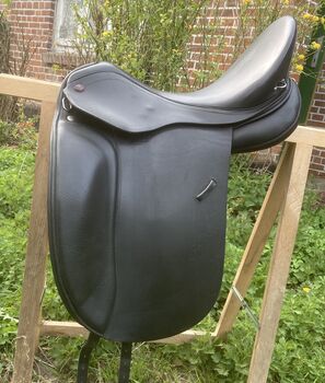 Dressursattel Sommer Remos Dolce 17,5“, Sattlerei Sommer  Remos Dolce , Frauke , Dressage Saddle, Hollern-Twielenfleth