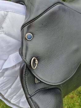 Dressuurzadel Stübben Virginia 17,5 inch zwart Stübben Virginia