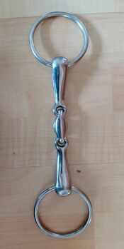 doppelt gebrochene Wassertrense, Sophie Marie Studer, Bridles & Headstalls, St.Erhard