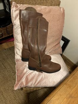 Dublin country boots size 5, Dublin  Similar to fairfax and favour , Kelly, Riding Boots, Downton on the Rock