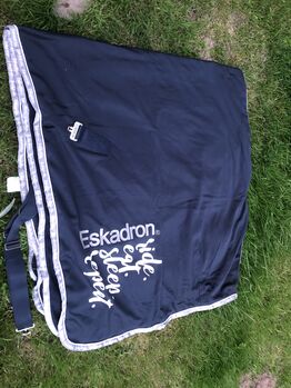 Eskadron Jersy Abschwitzdecke, Eskadron  Jersy Abschwitzdecke r.s.e.r, Lisa Marie Wiebens, Derki dla konia, Osterhever