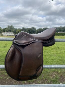 Easytrek GP Treeless 16” Brown Saddle, Easytrek  GP, Mella Keegan, Bezdrzewne siodło, Portlaoise