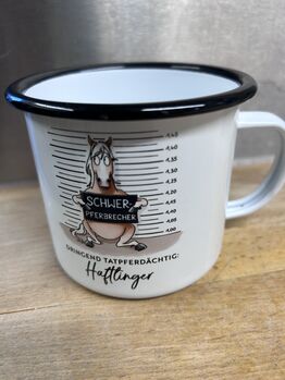 Emaille-Tasse mit lustigem Haflinger-Motiv