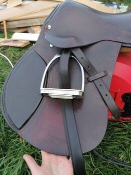 Englisch Sattel 17 Zoll, Jassi , Jumping Saddle, Gnoien