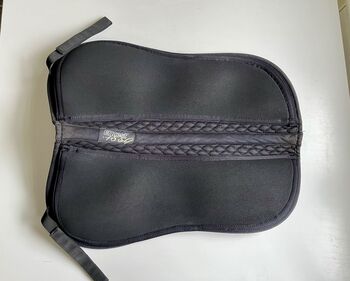 Equest Sattelpad V3 Korrekturpad, Equest V3, Miriam W., Other Pads, Otzberg