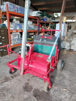 Equestrian Powered Brush Poo Sweeper Picker-up, SCH SCH Equestrian Powered Brush / Poo Picker, Lucy, Sonstiges, RUSHLEY GREEN