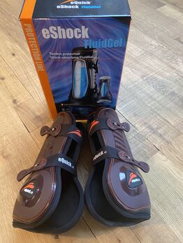 eQuick Gamaschen und Streichkappen *Neuwertig*, eQuick eSchock Fluidgel, Zara, Gamaschen, Wangels