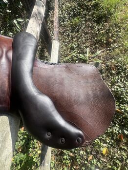 Equiline Nick Skelton Jump Saddle 17” Equiline Nick Skelton