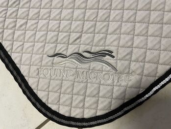 Equine Microtec, Schabracke, Satteldecke, Pferdedecke, Sattel, Decke Equine Microtec
