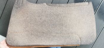 Equine Pad 100% Wool Felt 30" x 32", 1" Equine Pad