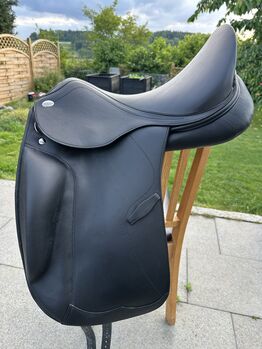 Equinomic Dressursattel 17,5 Zoll, Equinomic, Delia Dreier, Dressursattel, Überlingen