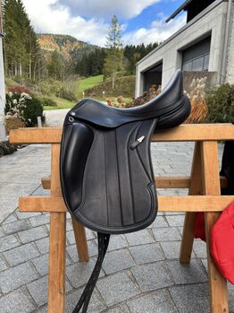 Equipe Dressursattel Viktoria, Equipe Mono Viktoria Spezial, Flora, Dressage Saddle, Sankt Georgen am Reith