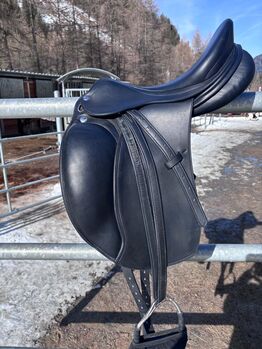 Erreplus Adelinde 17,5 Zoll Neuwertig, Erreplus Adelinde, Stephanie Heuser, Dressage Saddle, Längenfeld