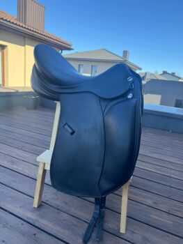 Erreplus Adelinde dressage saddle, Erreplus Adelinde, Ruta, Siodła ujeżdżeniowe, Vilnius