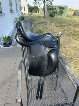 ErrePlus Dressursattel 17 Zoll, ErrePlus, Jule, Dressage Saddle, Meinheim