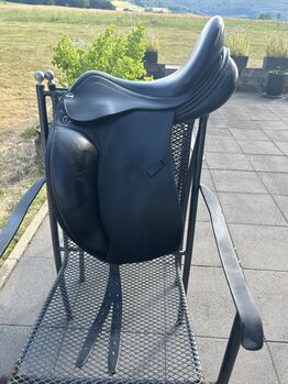 ErrePlus Dressursattel 17 Zoll ErrePlus