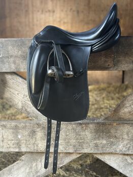 Erreplus Elena Dressursattel 17/34, Erreplus Elena, Victoris, Dressursattel, Kaltenkirchen