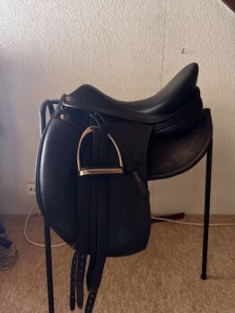Erreplus Sattel Adeline 17“, Ja, Dressursattel, Dietikon 
