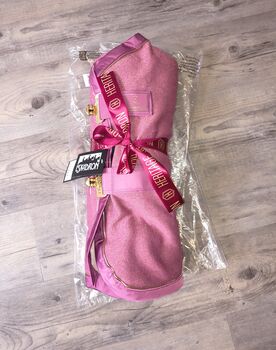 Eskadron Abschwitzdecke Heritage Jersey Sparkle Wildberry M NEU, Eskadron Abschwitzdecke Heritage Jersey Sparkle Wildberry, Ute Krämer, Horse Blankets, Sheets & Coolers, Zahna-Elster